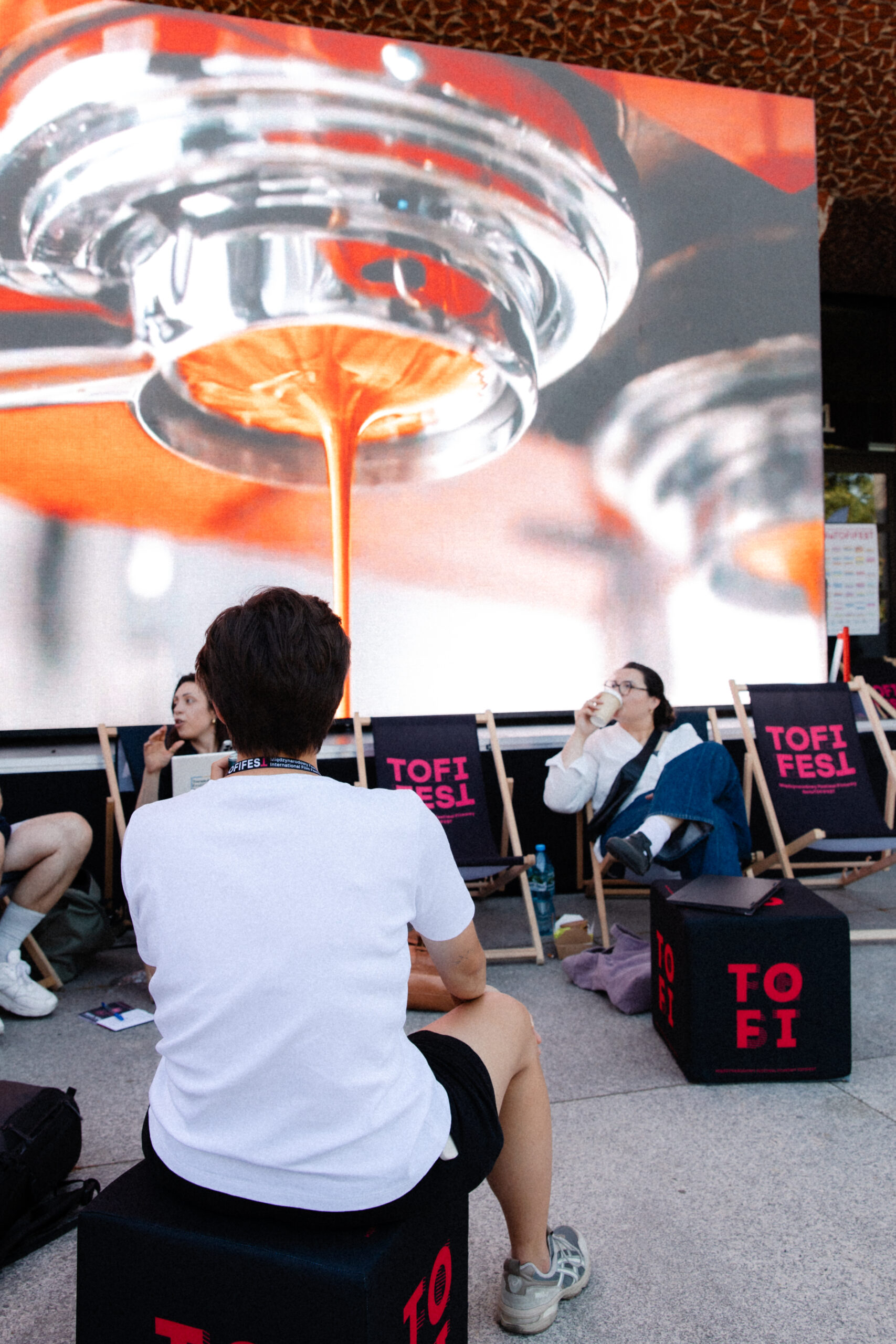 Image gallery marquee